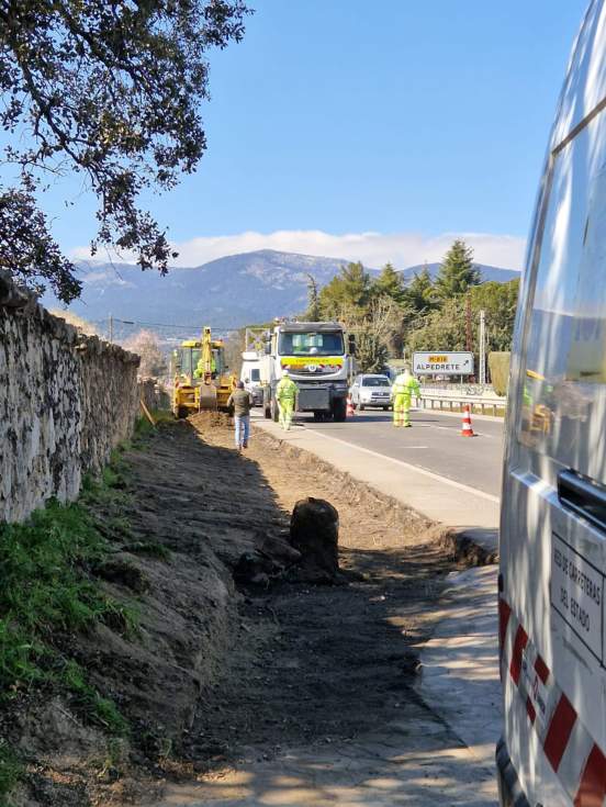 Comienzan las obras de la parada de autobús en la Nacional VI