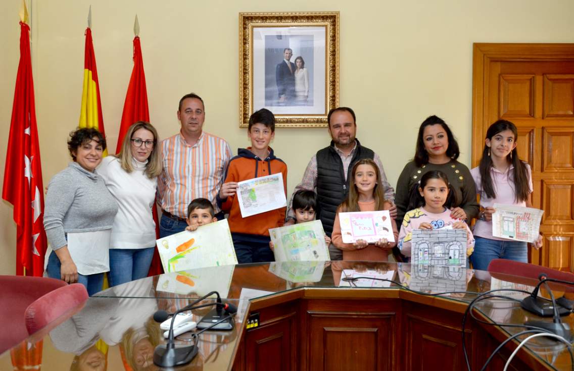 Premiados en el certamen de dibujo Mi tienda favorita