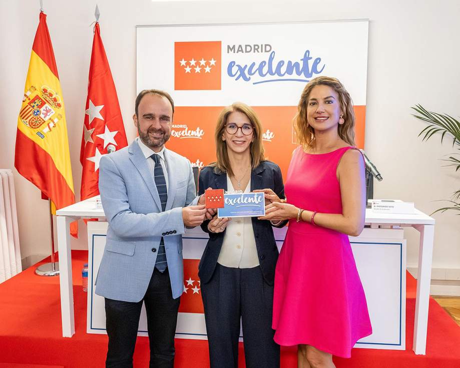 Entrega del sello madrid Excelente al Hospital Guadarrama