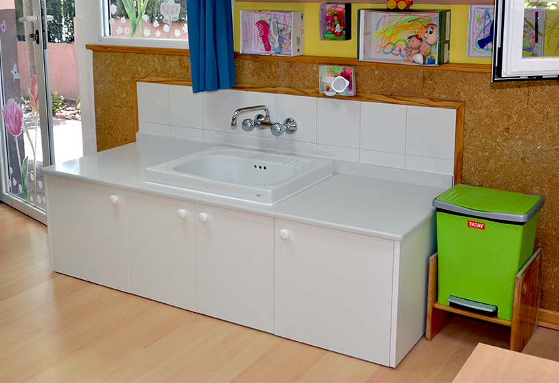 Nuevos muebles en la Casa de Niños de Guadarrama