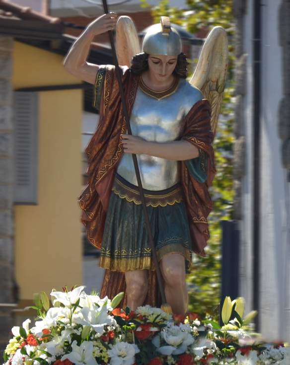 Fiestas patronales en Honor a San Miguel y San Francisco