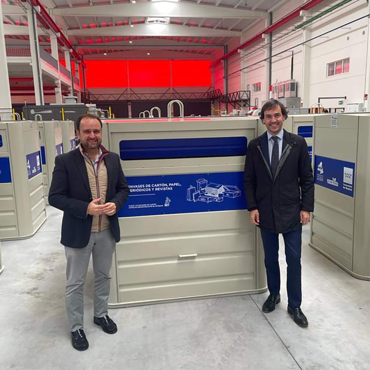 Nuevos contenedores de recogida de papel para Guadarrama