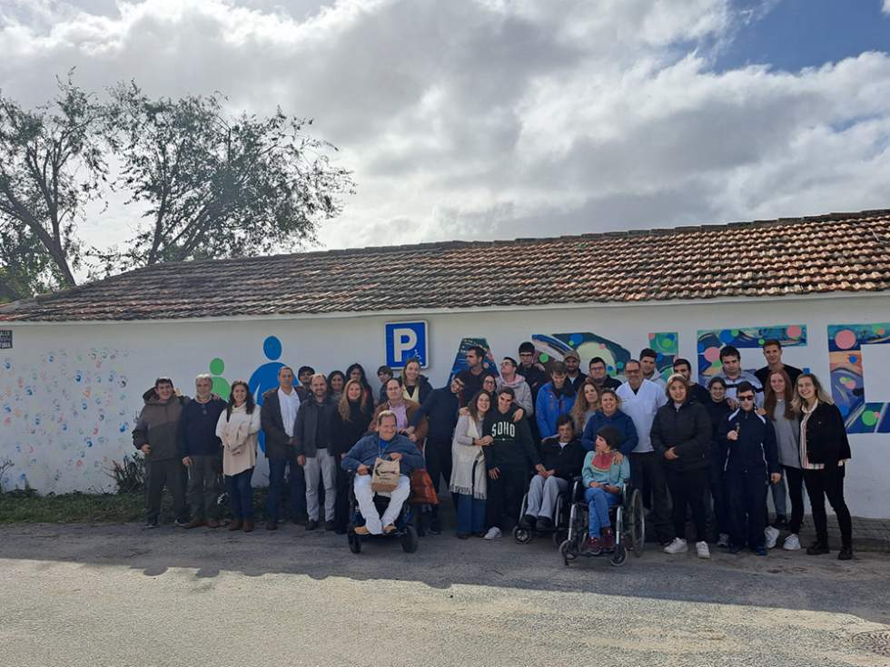 Visita del alcalde de Guadarrama a Adisgua